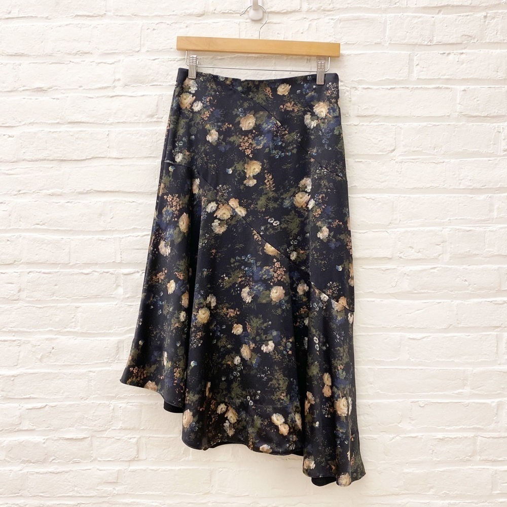 Vince. || Petal Glow Rose Field‎ Tiered Midi Skirt Black 2